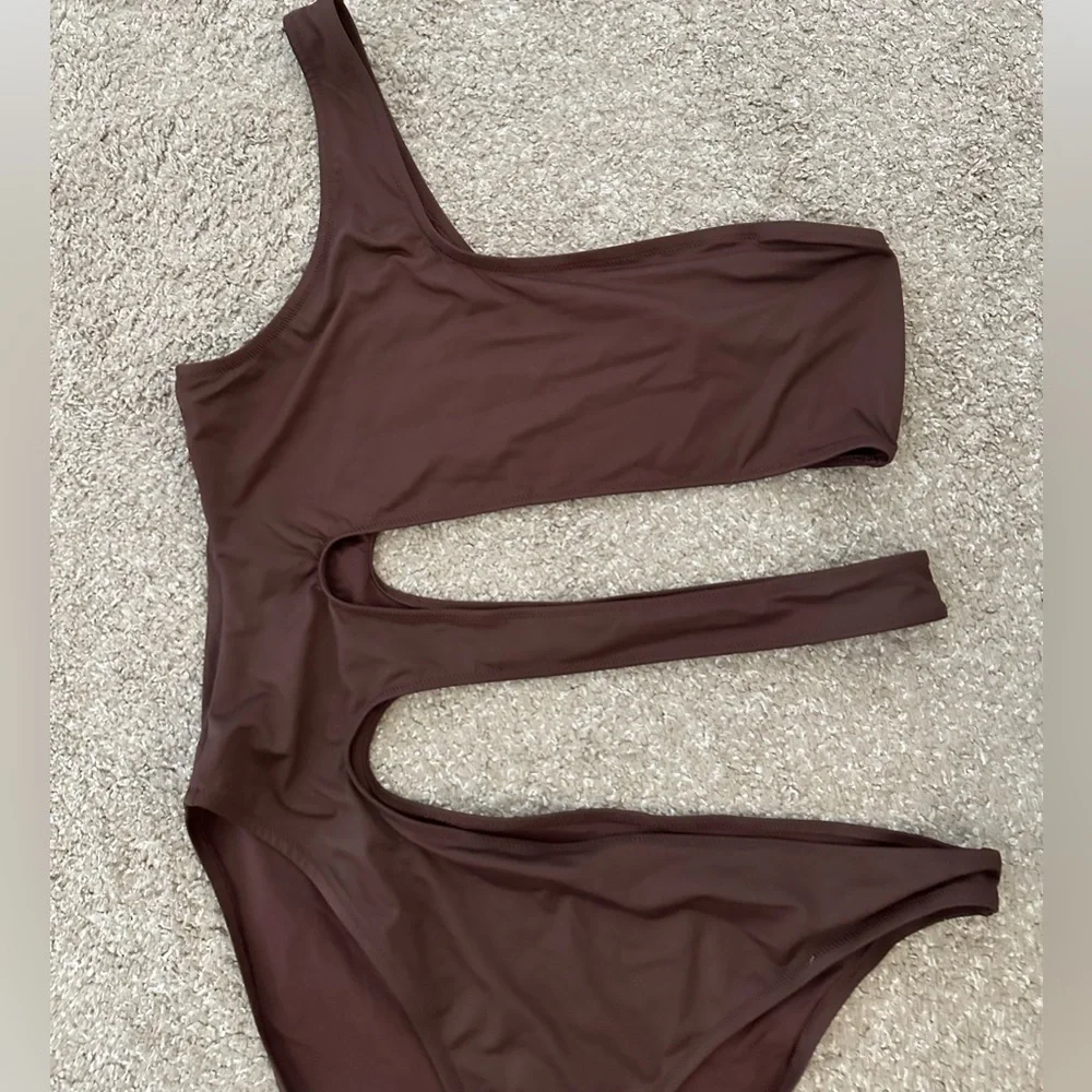 NWT SKIMS Cocoa Swim One Shoulder Monokini Size 2X
